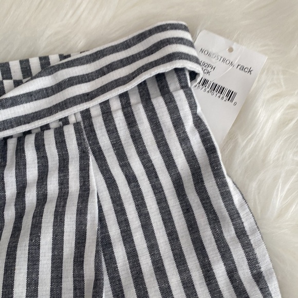 💚Love Tree striped women’s shorts with a belt - Picture 6 of 6